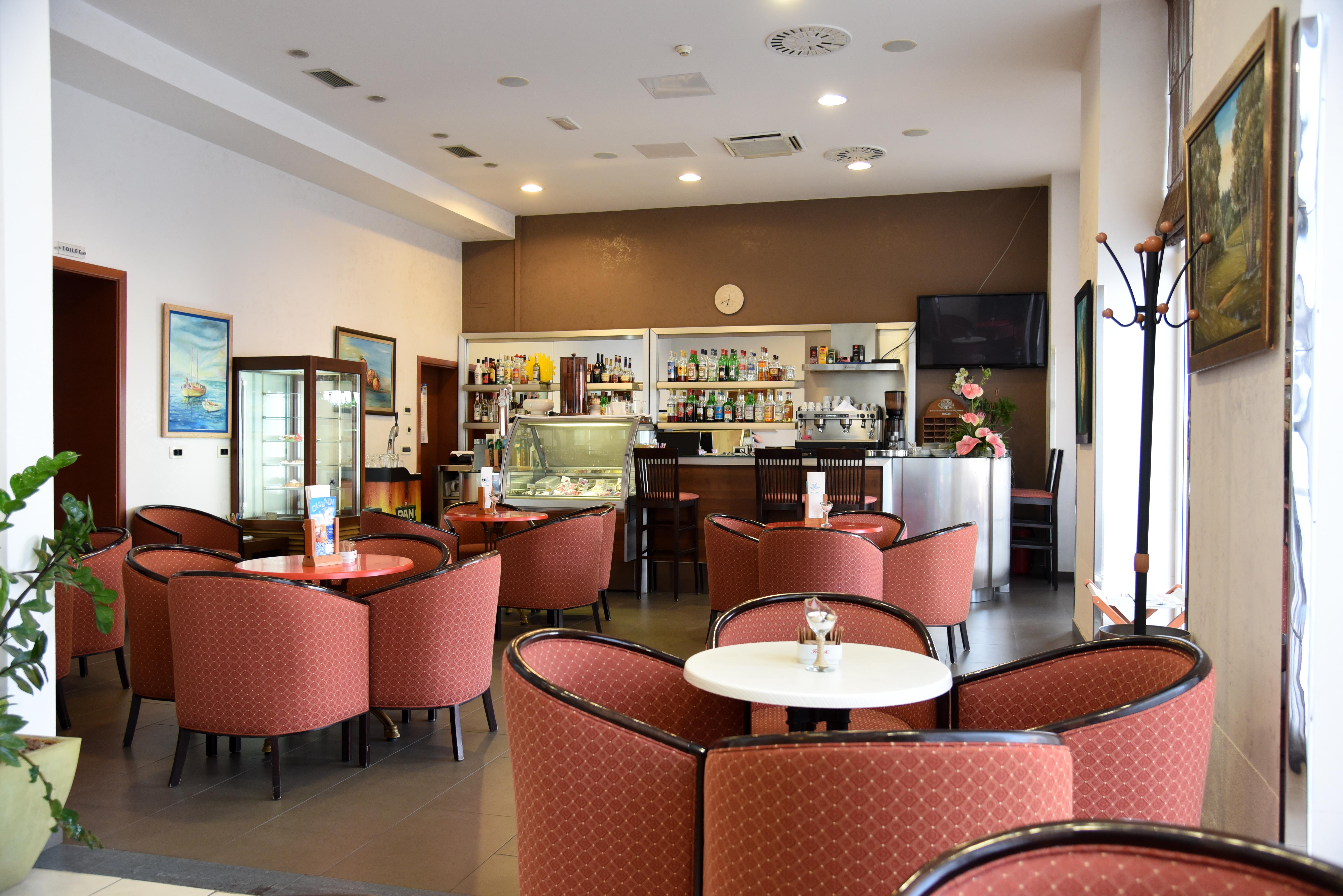 Hotel Park ลอฟราน ภายนอก รูปภาพ